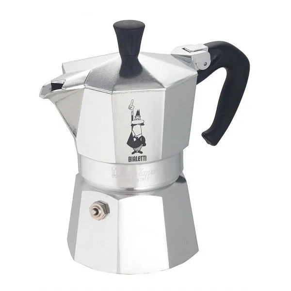 Bình Moka Pot tạo áp suất để chiết xuất những cách pha cà phê ngon đậm đà