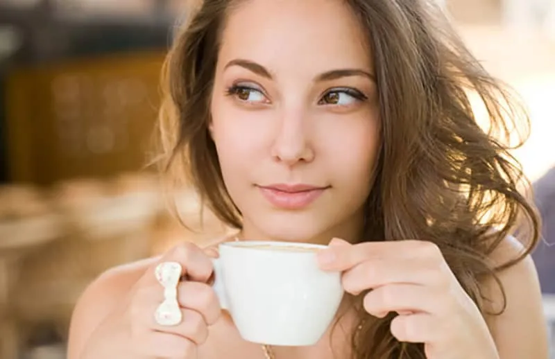 Cà phê nhẹ nhàng cho phái nữ với hương vị dịu dàng, cân bằng giữa vị đắng nhẹ và mùi thơm đặc trưng