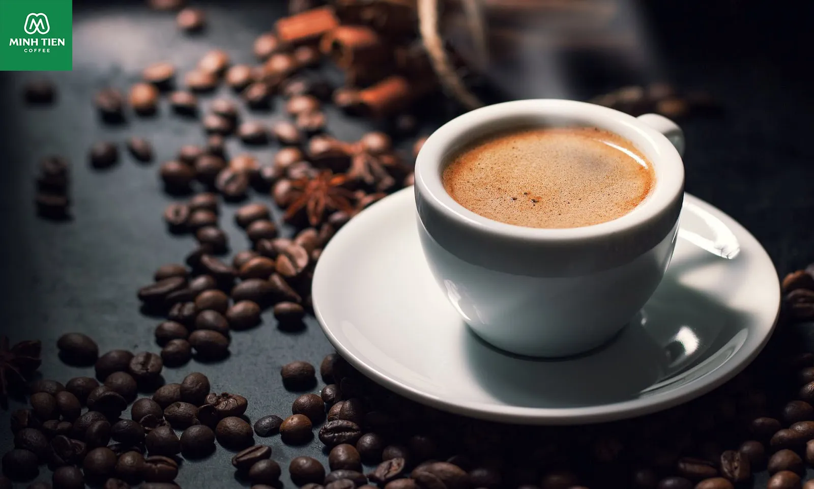 Các biện pháp khắc phục và làm trắng để duy trì hàm răng không bị ố vàng khi uống cà phê