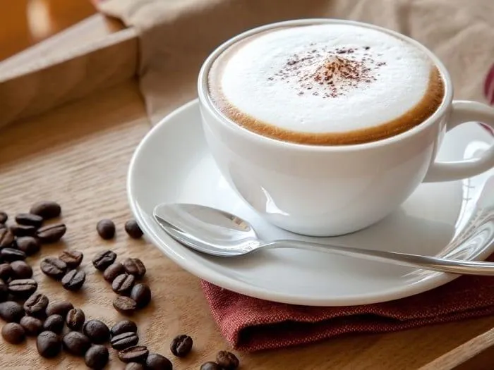 Cách pha cà phê capuchino tại nhà đơn giản bằng máy