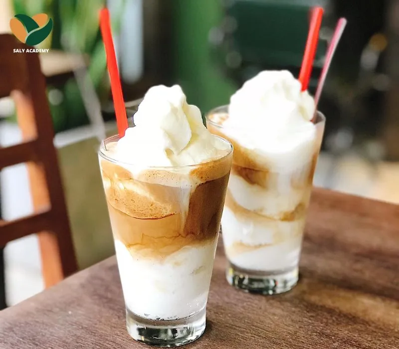 Cách pha cà phê dừa đá xay thơm ngon và đẹp mắt