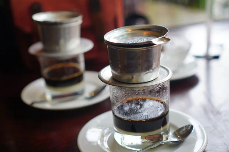 Cách pha cà phê truyền thống