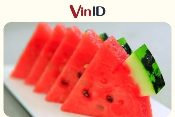 Hoàn thiện với lớp bọt sữa lạnh mịn màng hoặc kem béo để tăng độ béo ngậy
