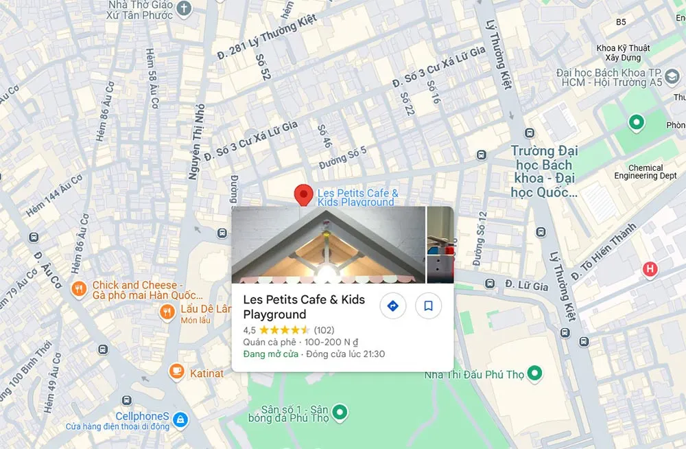 Khu vui chơi đa dạng tại Les Petits Cafe, một trong những quán cà phê có khu vui chơi trẻ em TPHCM hiện đại