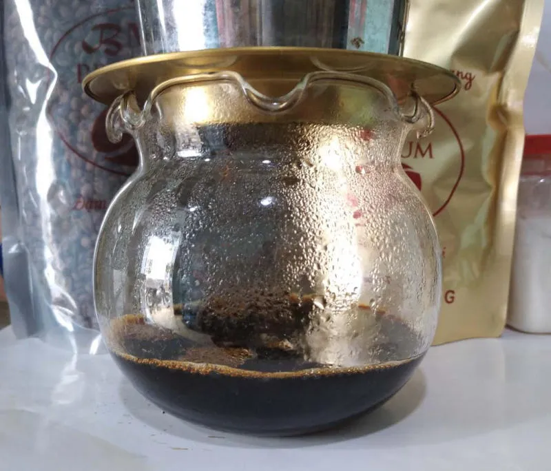 Kỹ Thuật Pha Phin Cỡ Lớn Cho Các Quán Cà Phê