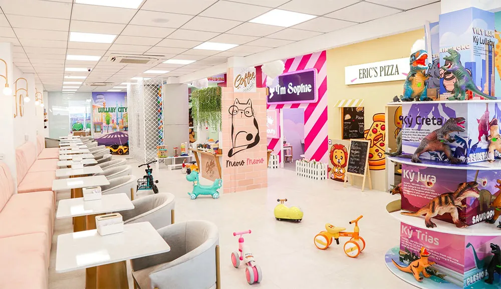 Lullaby Premium Kids Cafe: Khu vực cafe thanh lịch cho phụ huynh tại quán cà phê có khu vui chơi trẻ em