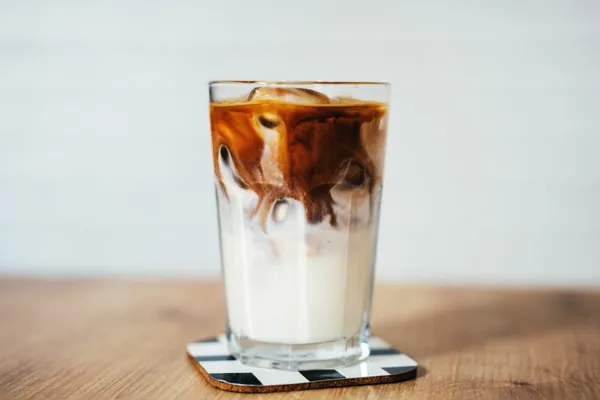 Ly cà phê sữa tươi