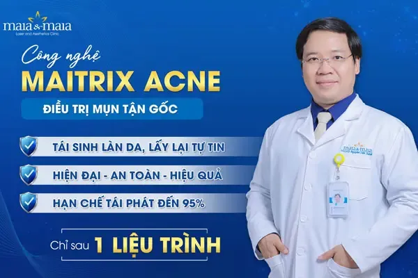 Mô tả hình ảnh một thiết bị công nghệ cao đang được sử dụng để điều trị mụn, minh họa công nghệ Maitrix Acne