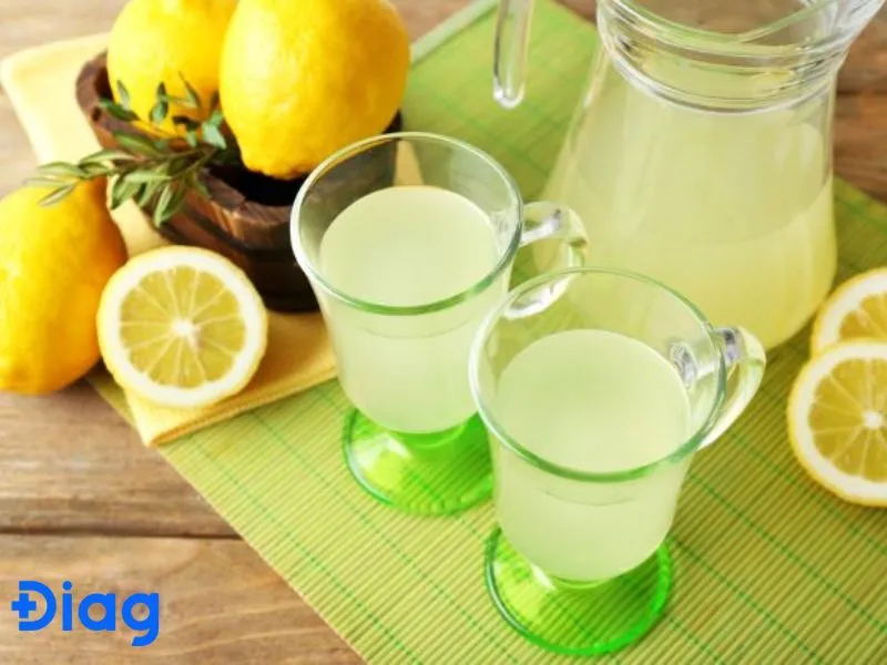 Pha nước chanh với đường ăn kiêng giúp người tiểu đường kiểm soát đường huyết
