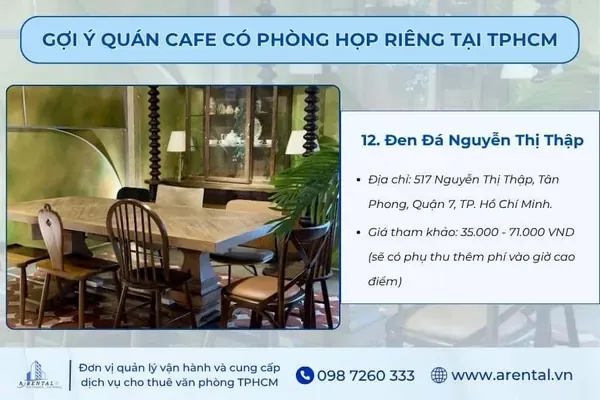 Phòng họp riêng biệt tại Đen Đá Coffee, với thiết kế nội thất gỗ mộc mạc mang cảm hứng Sài Gòn xưa