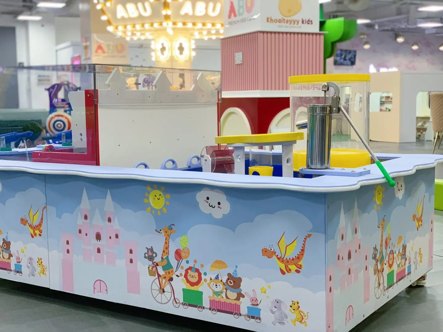 Phòng riêng biệt cho trẻ dưới 12 tháng tuổi tại quán cà phê ABU Premium Kids Café
