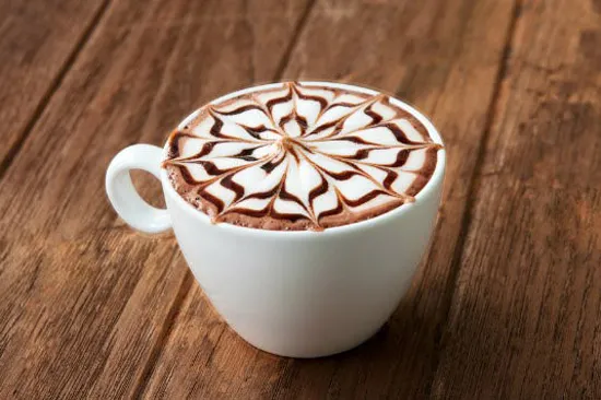 Quá trình chuẩn bị dụng cụ cho cách pha cà phê mocha