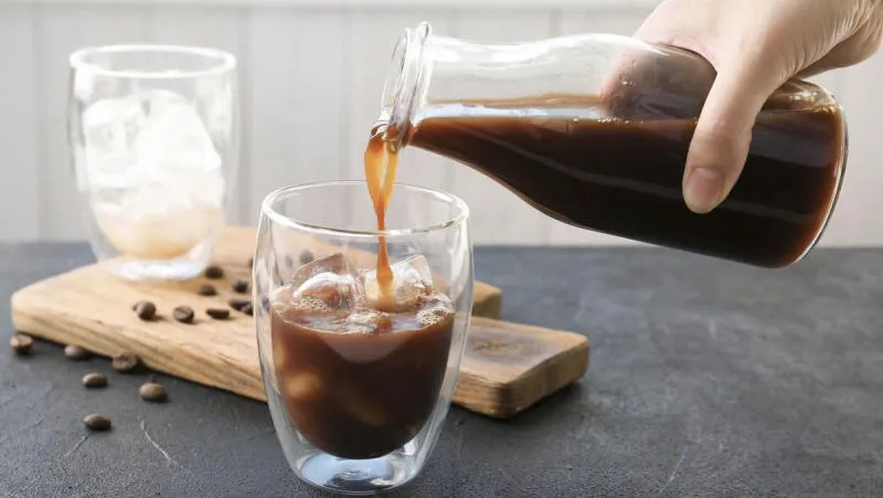 Quy Trình Pha Chế Cà Phê Ngâm Lạnh Cold Brew Đậm Đà