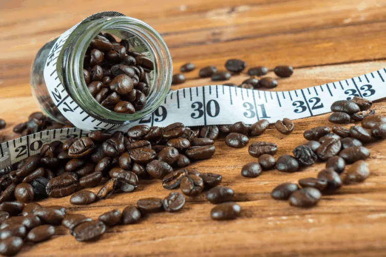 Tác hại của việc tiêu thụ quá mức caffeine trong cà phê giảm cân, ảnh hưởng đến sức khỏe