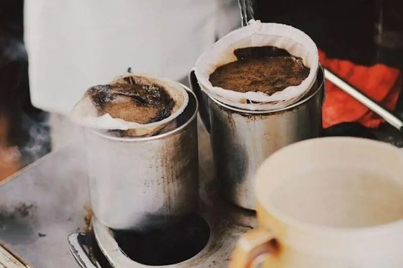 Thức uống mang đậm dấu ấn Sài Gòn xưa, là biểu tượng của cách pha cà phê kho truyền thống