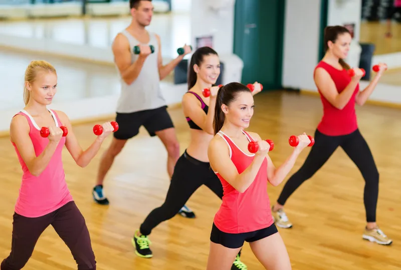 Uống cà phê đen trước khi tập luyện giúp tăng cường đốt cháy calo và năng lượng