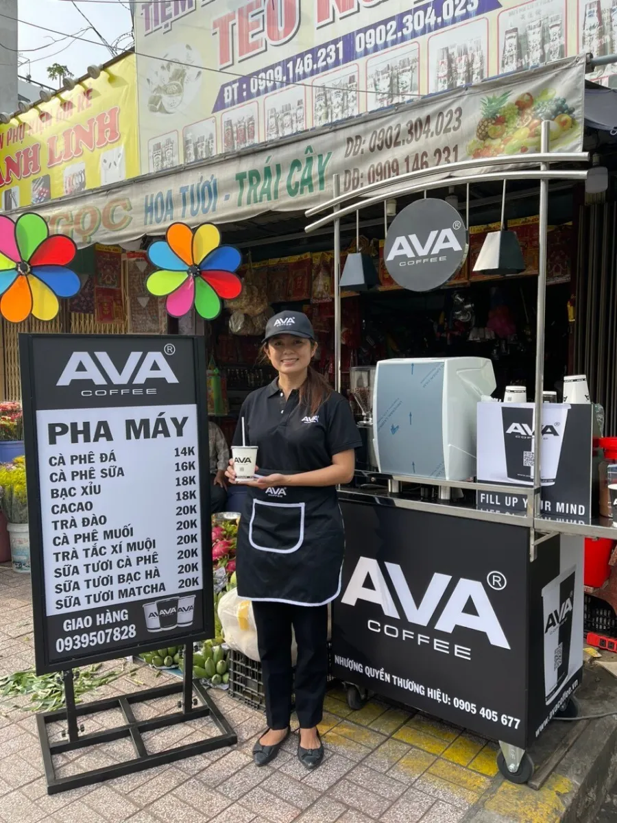 Xe cà phê take away đông khách