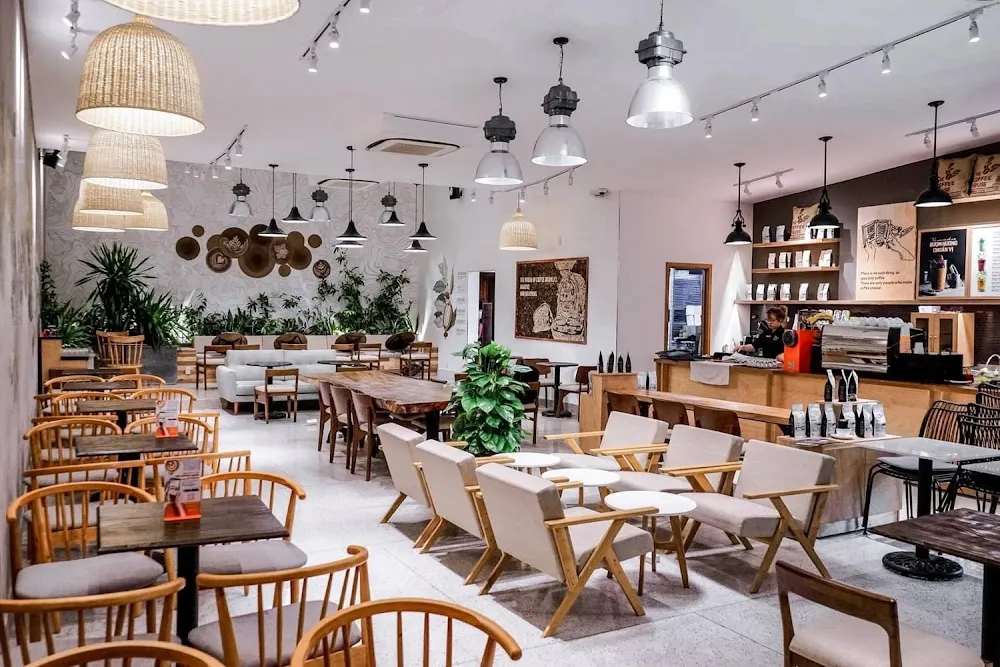 Những Quán Cà Phê Có View Đẹp Ở Gò Vấp: Phân Tích The Coffee House Phan Huy Ích